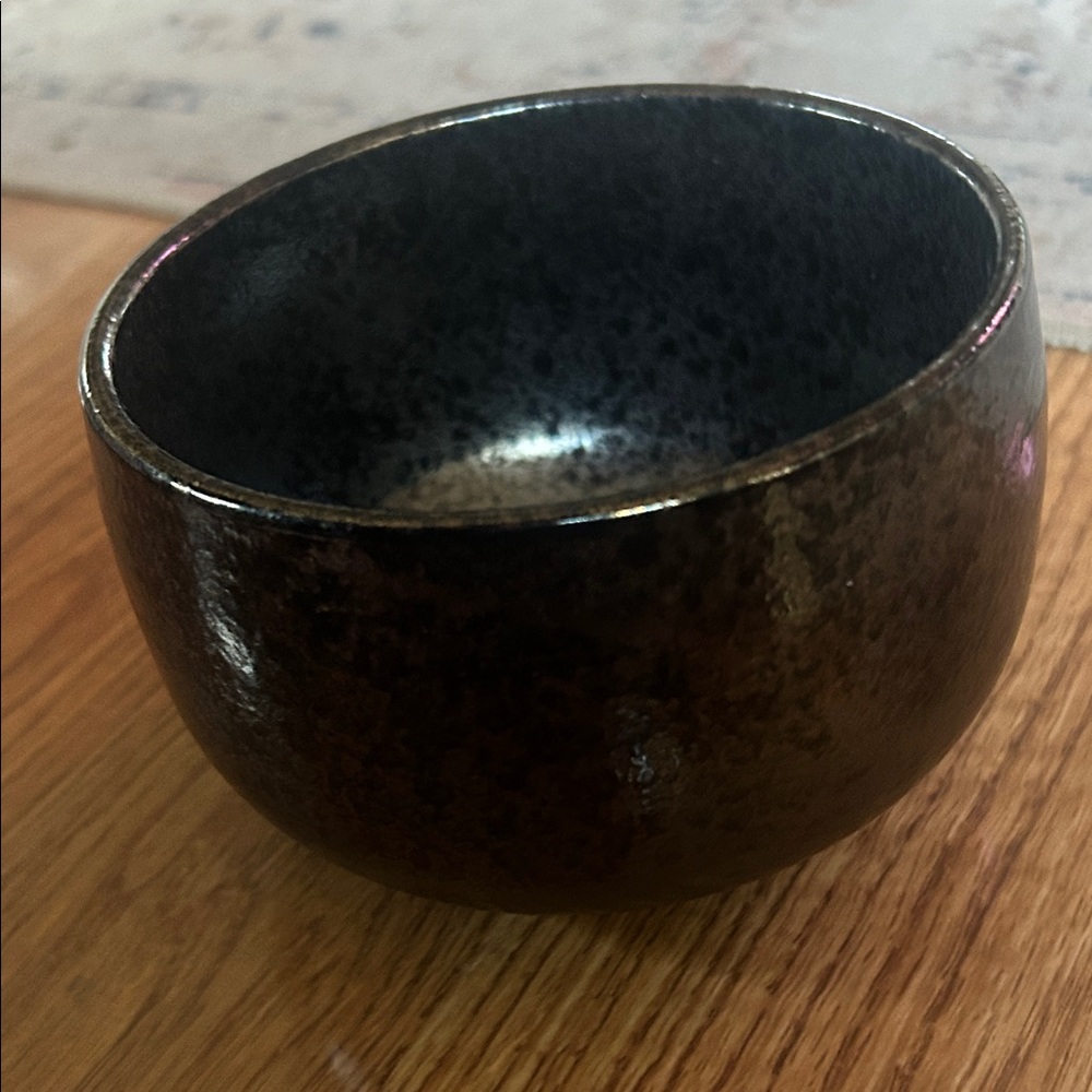 Handcrafted Metallic Black Ceramic Bowl - Home Art